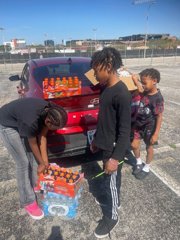 Eleven and 1 community outreach