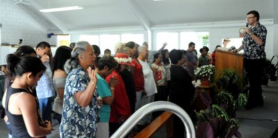 Waimanalo, HI altar call