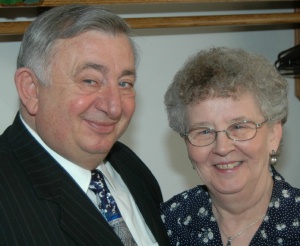 Pastor Glen & Selby Hofer