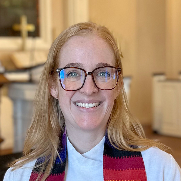 Image of Holly Robertson / Choir Director Image of Holly Robertson / Choir Director